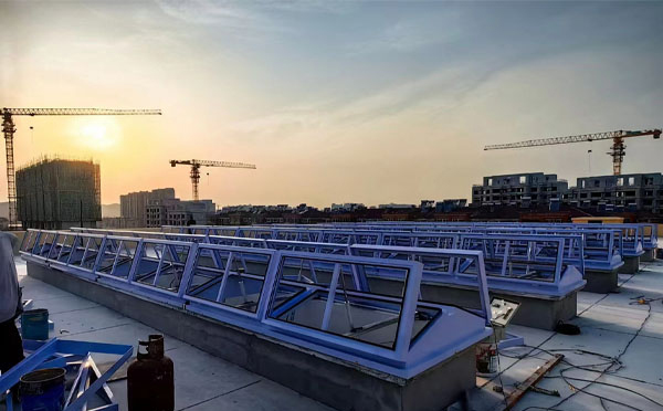 消防庄浪排烟窗工作原理