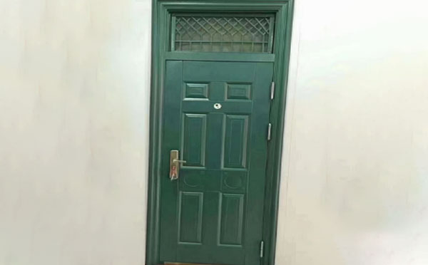 庄浪学校教室门