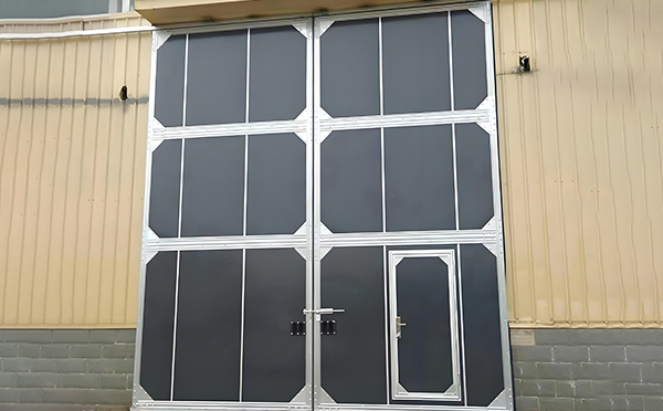 厂房庄浪工业门选择与维护全解析：提升效率与安全的关键要素